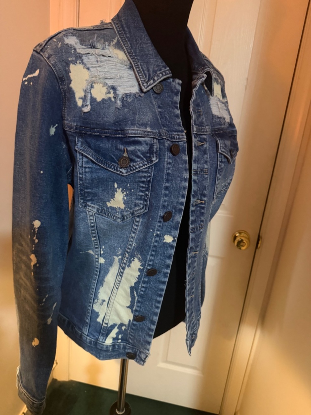 Distressed denim jacket - Picture 2 of 5